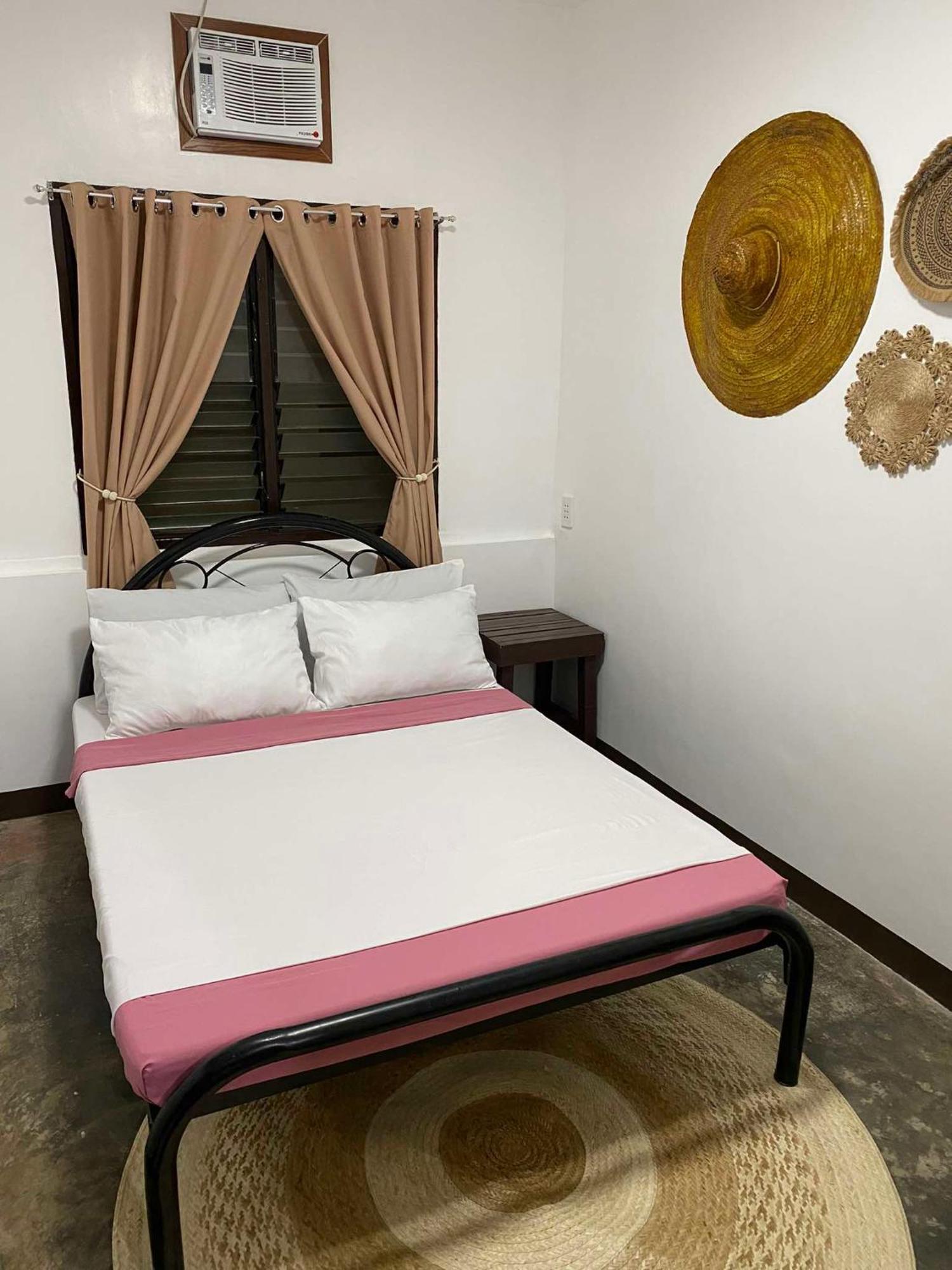 Hiraya Homestay Coron Exterior foto