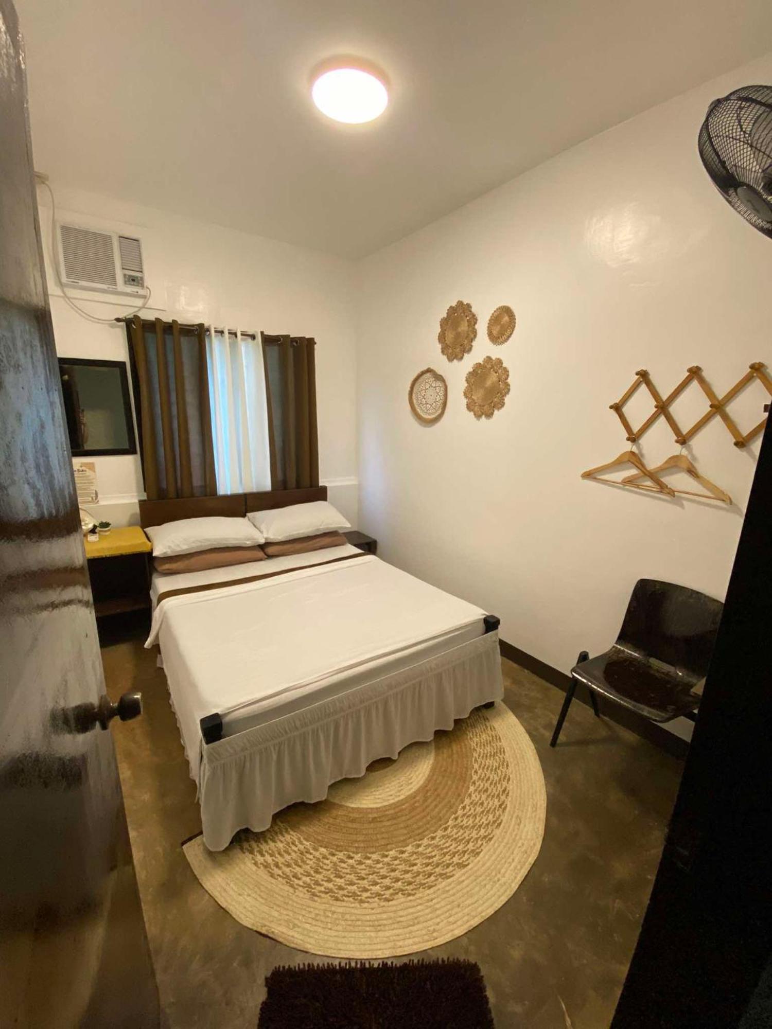 Hiraya Homestay Coron Exterior foto