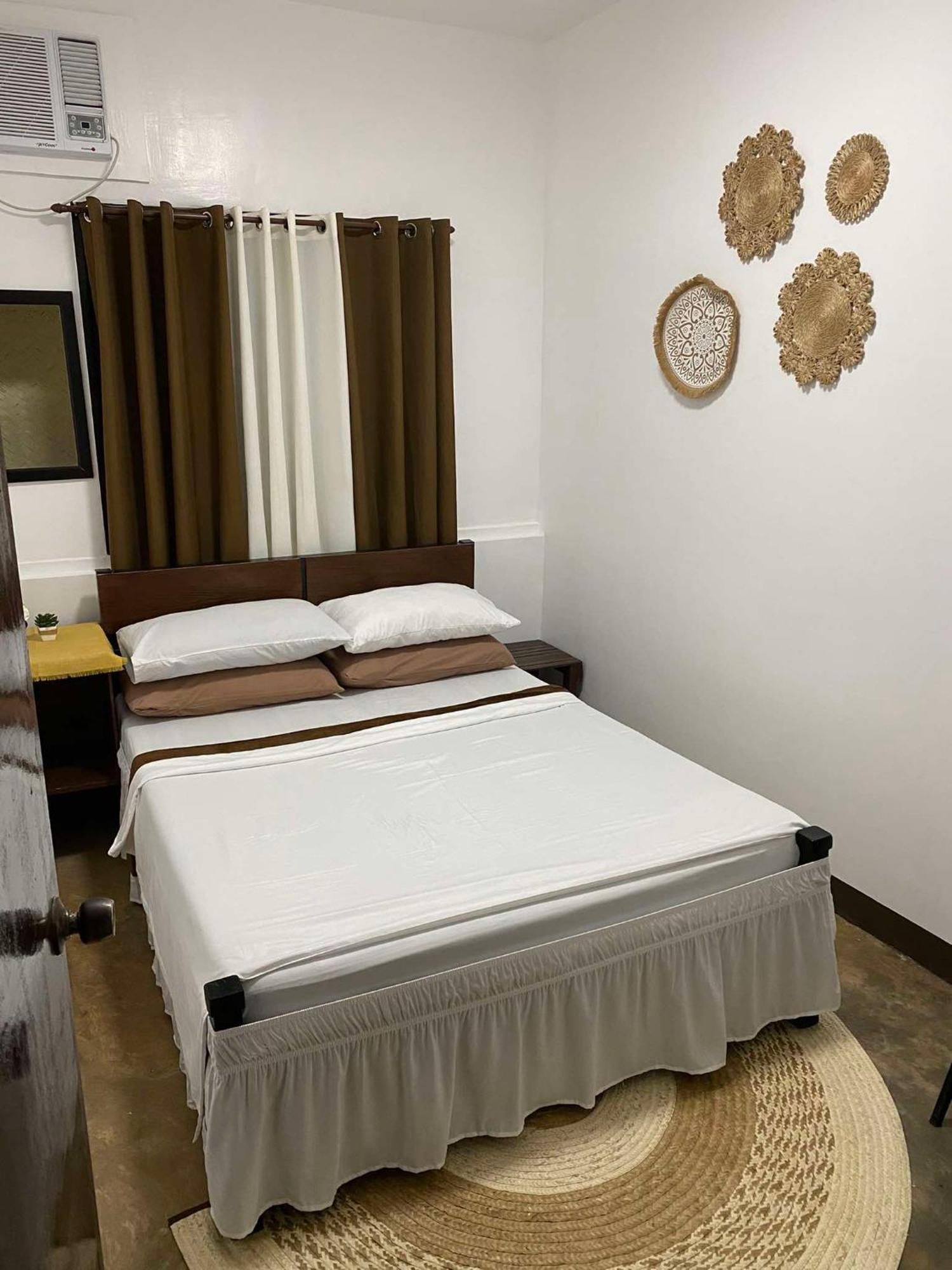 Hiraya Homestay Coron Exterior foto